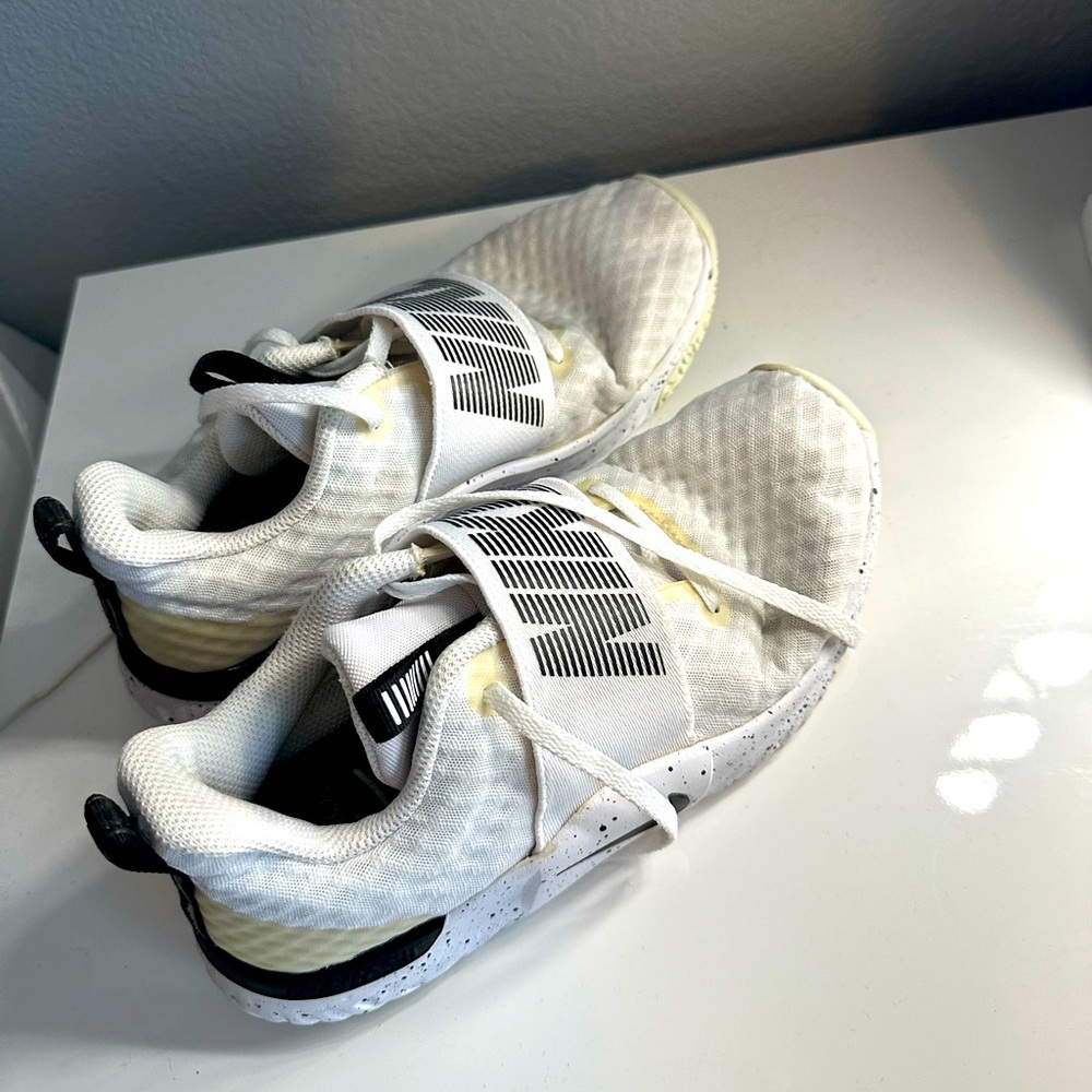 Nike shoes size 6.5